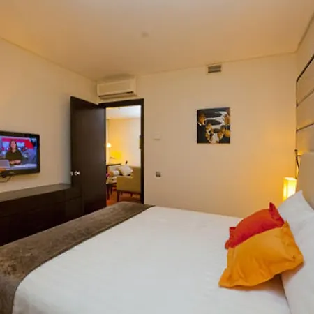 Crystal Palace Hotel