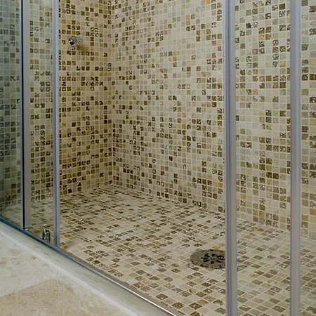 Crystal Palace Hotel