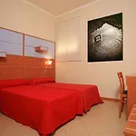 فندق Crystal Palace 3*
